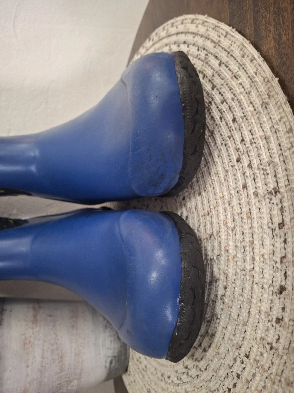 Blue Bogs K York SpookyPull-On Rain/Snow Boots Size 6.
